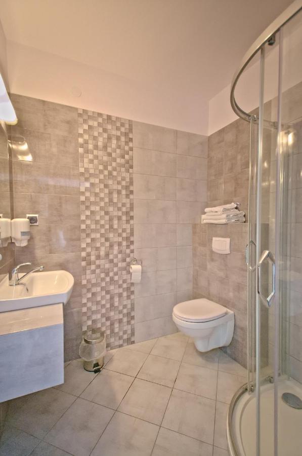 Hotel Sezam Крачкова Экстерьер фото